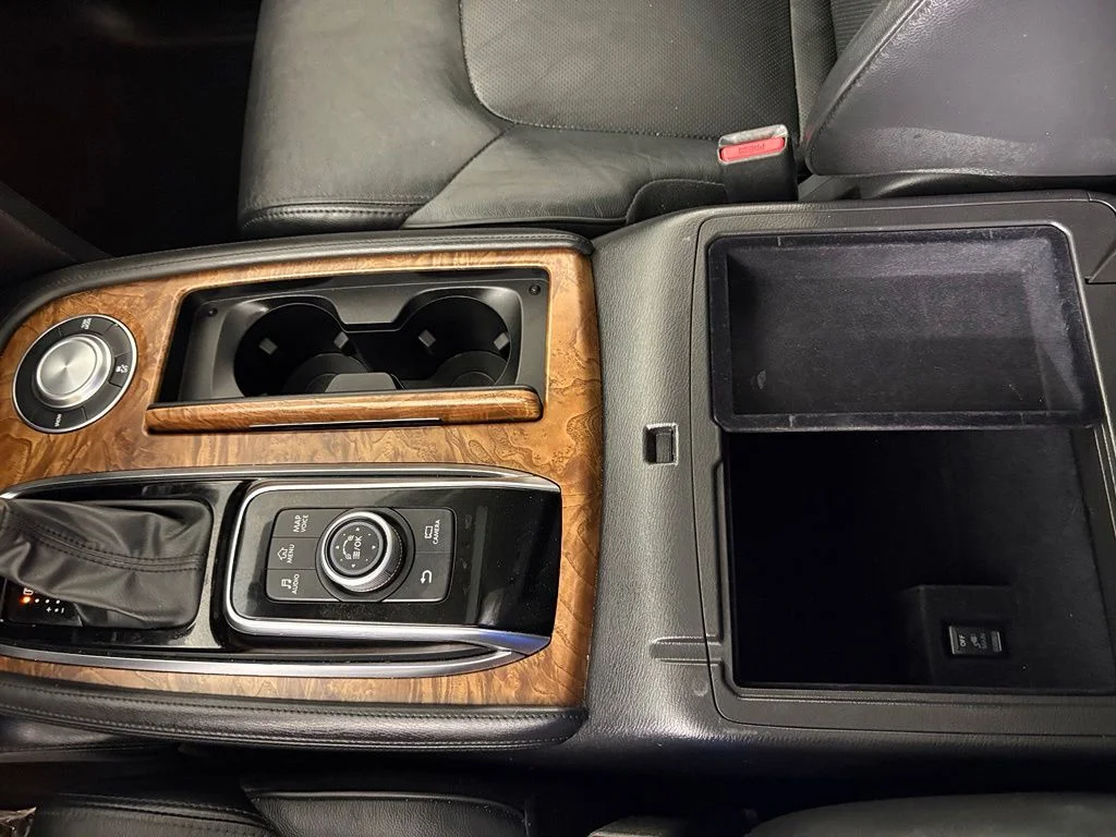 Used 2024 Gray Nissan SL image 34