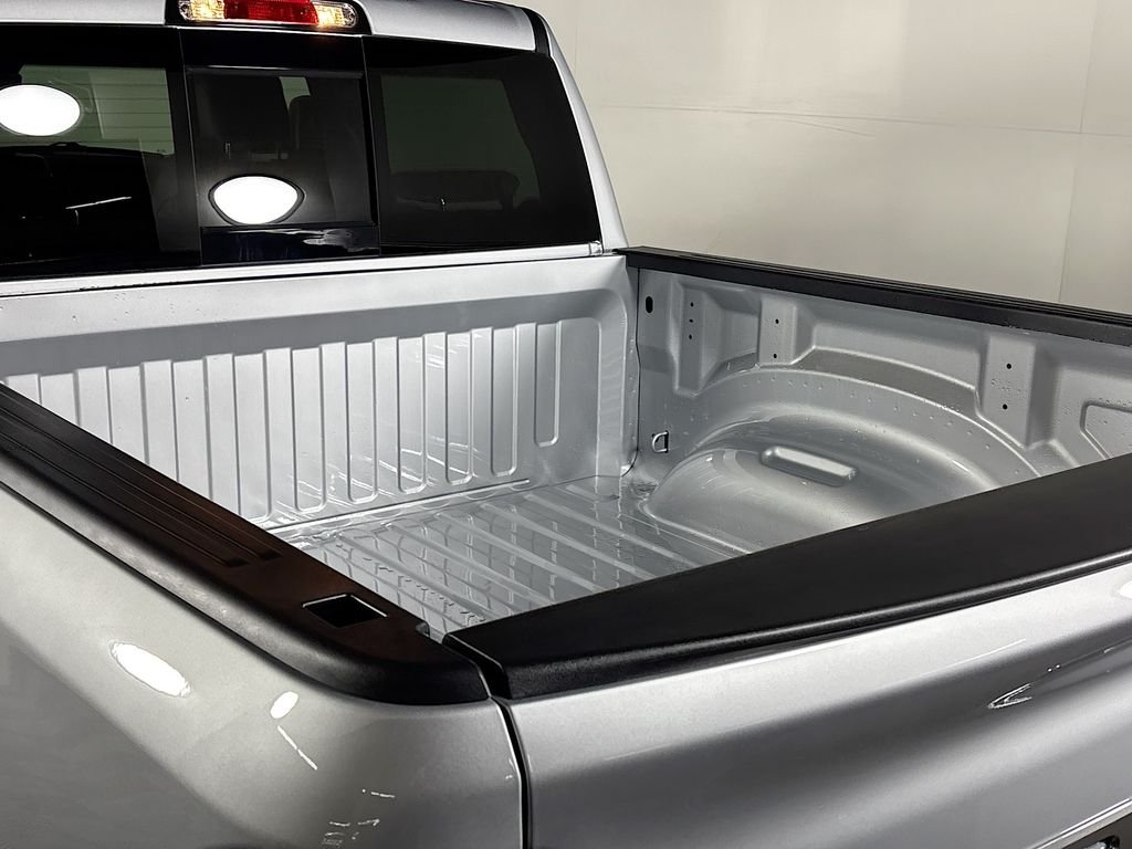 New 2026 Silver Zynith Exterior Paint RAM LARAMIE image 21
