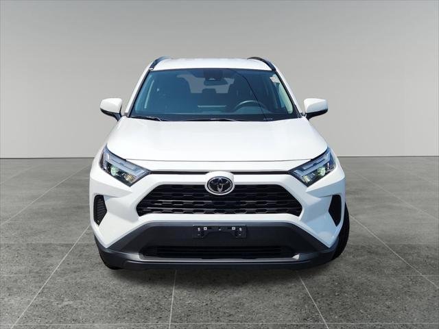 Certified Used 2025 ICE CAP Toyota  image 2