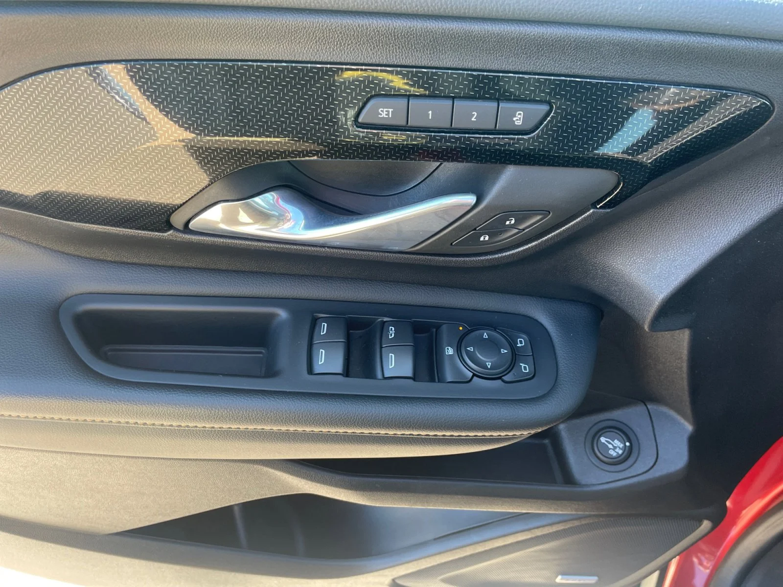 Used 2024 Red GMC AT4 AWD image 17