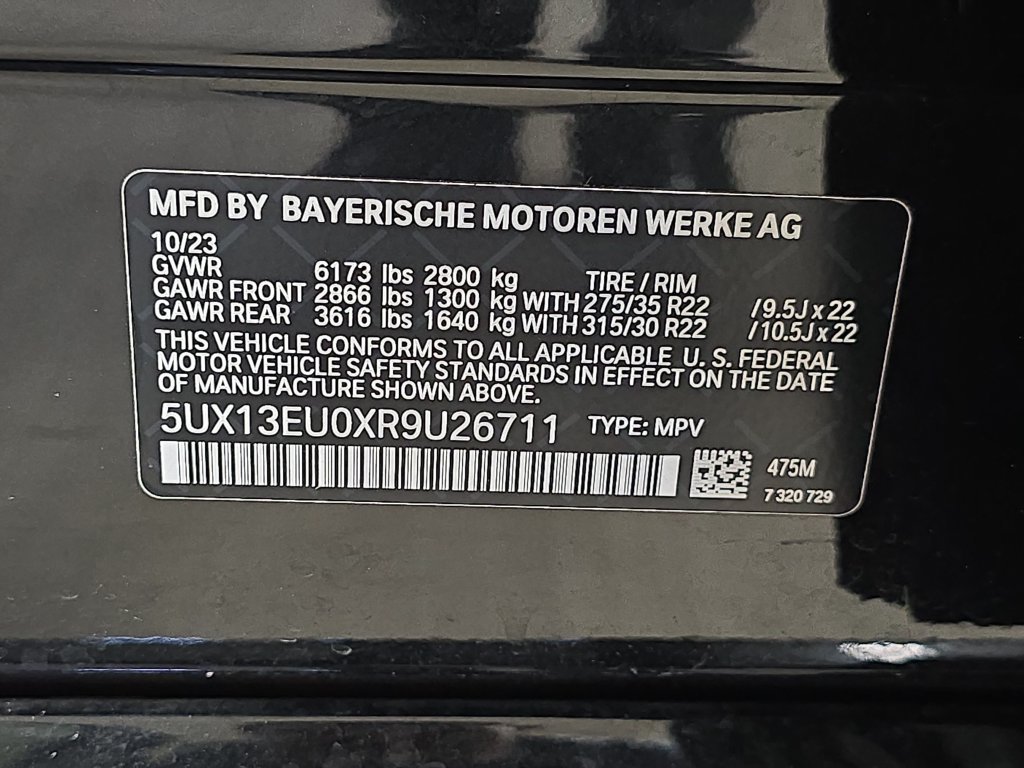 Used 2024 Black Sapphire Metallic BMW sDrive40i image 34