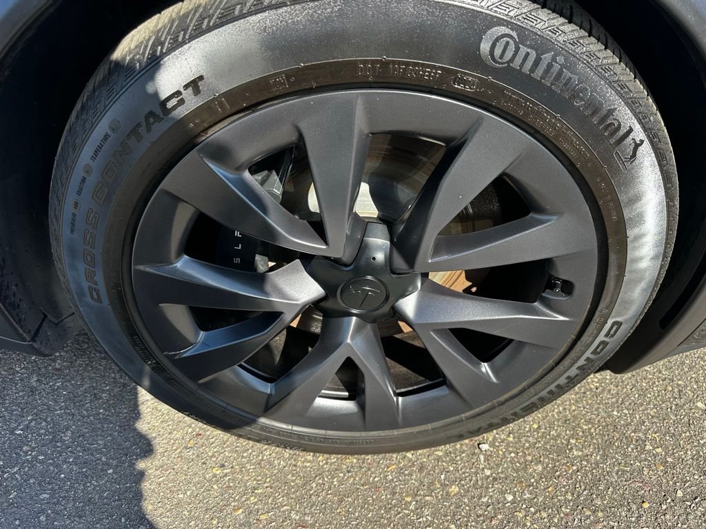 2024 Tesla Model X Long Range - Photo 12