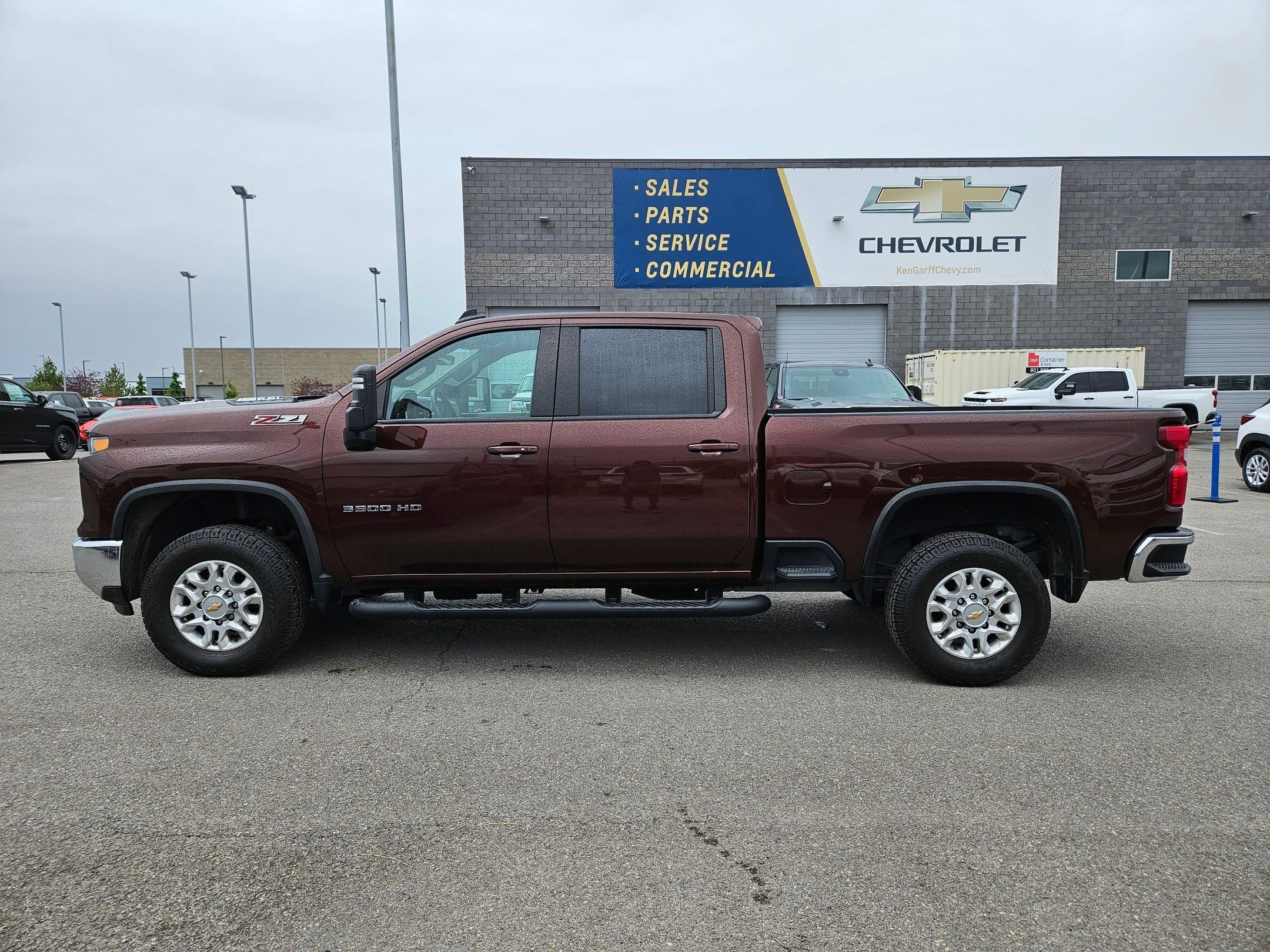 Used 2024 Auburn Metallic Chevrolet LT image 7
