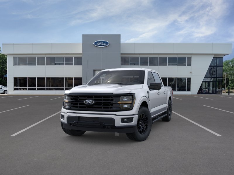New 2026 Iconic Silver Metallic Ford XLT image 2