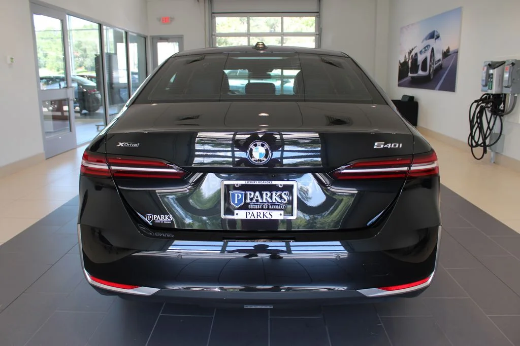 Certified Used 2026 Black Sapphire Metallic BMW 540i xDrive image 27