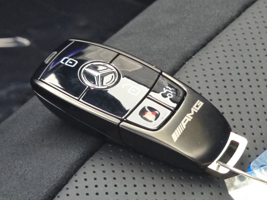 2025 Mercedes-Benz GLE AMG GLE 53 - Photo 76