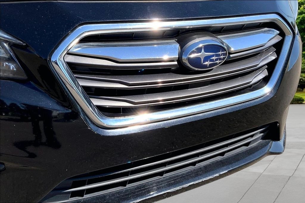 Used 2018 Black Subaru 2.5i image 33
