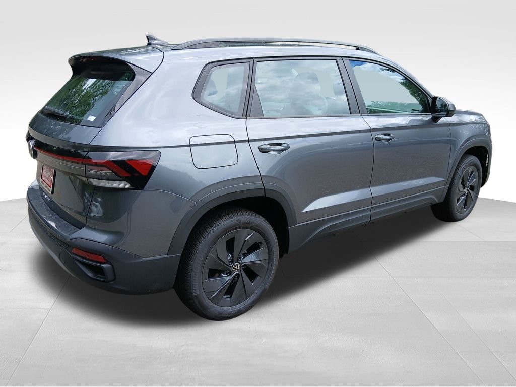 2025 Volkswagen Taos S photo 4