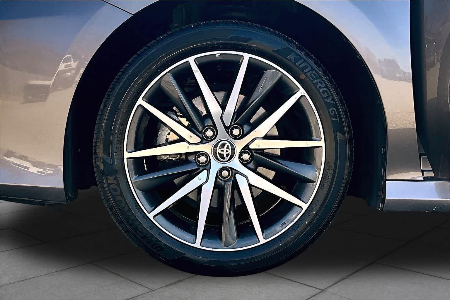 Used 2024 Predawn Gray Mica Toyota XLE image 11