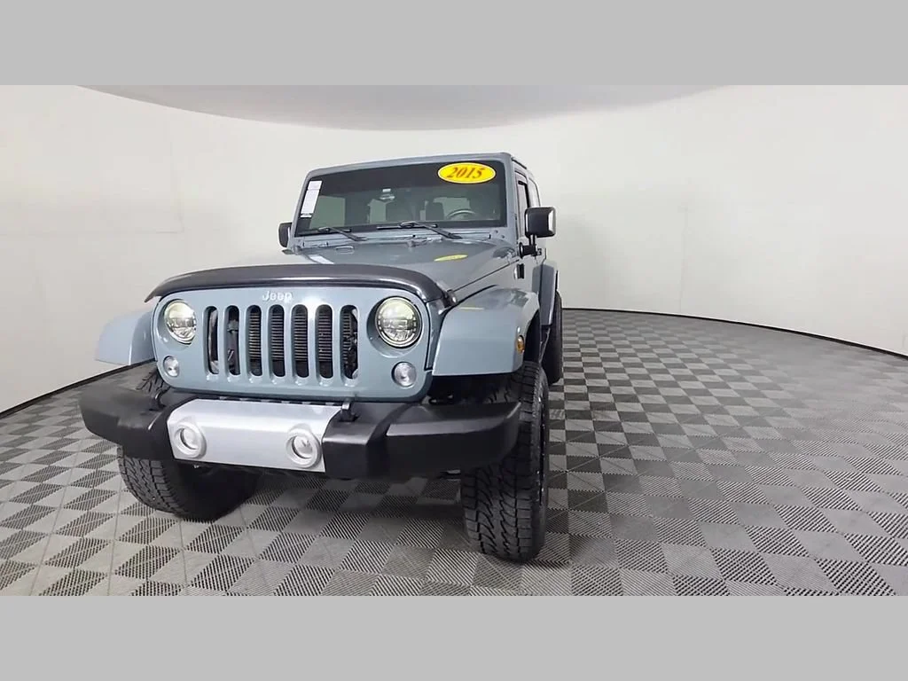 Used 2015 Anvil Clearcoat Jeep Sahara image 51