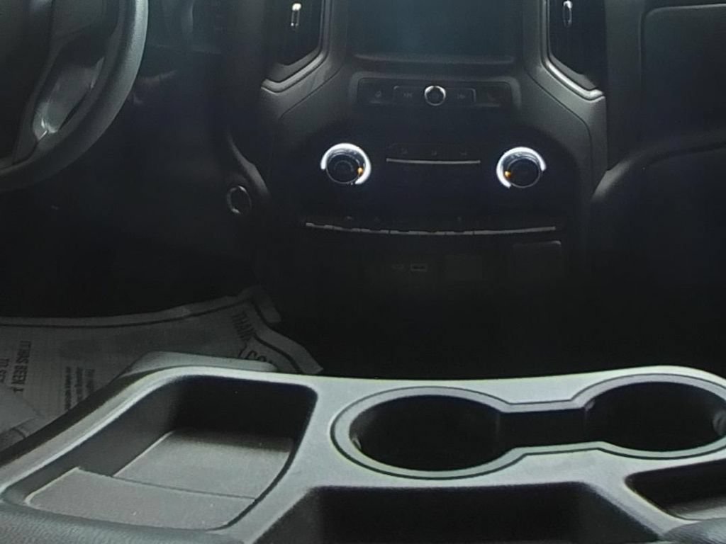 Used 2022 Summit White Chevrolet Custom image 13