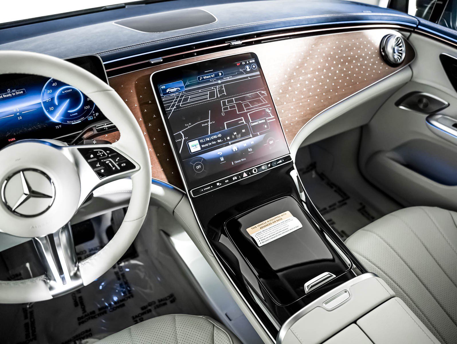 New 2027 Obsidian Black Metallic Mercedes-Benz EQE 320+ image 13