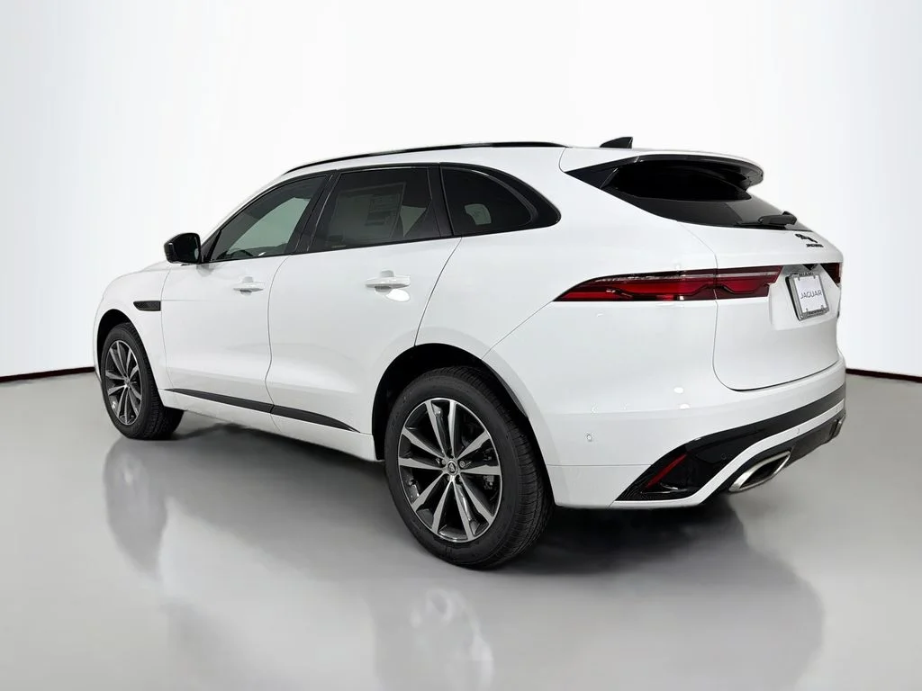 2026 Jaguar F-Pace R-Dynamic S - Photo 7