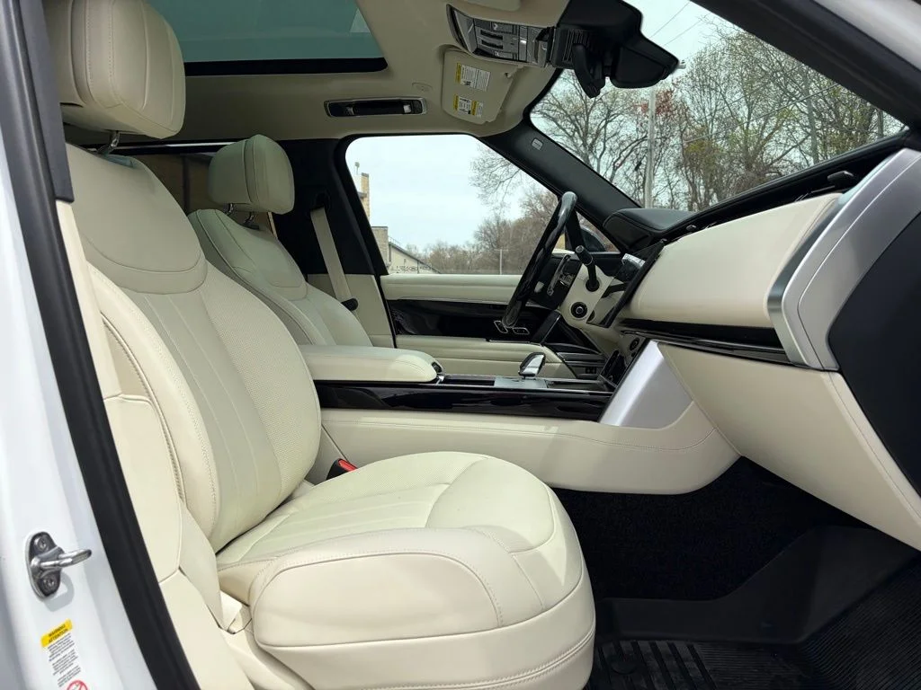 New 2025 White Land Rover SE image 15