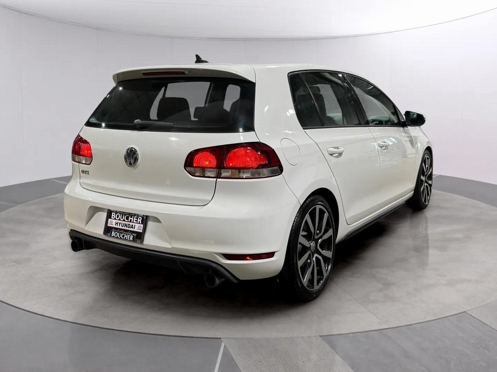 2013 Volkswagen Golf GTI Base photo 3