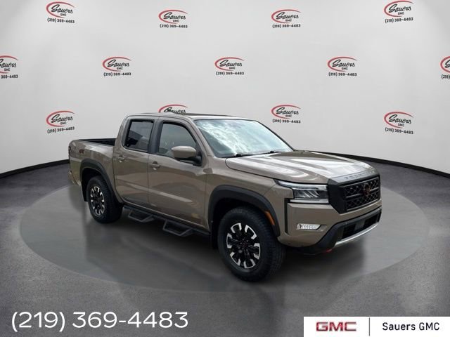 2023 Nissan Frontier PRO-4X Crew Cab 4X4's photo