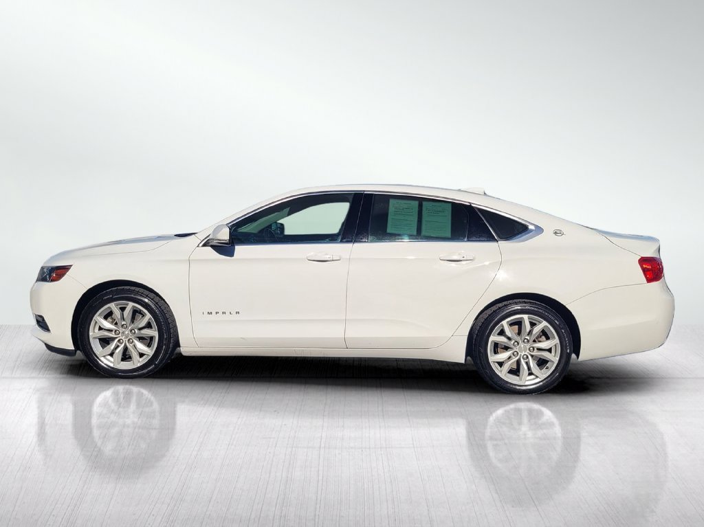 Used 2019 SUMMIT WHITE Chevrolet LT image 7