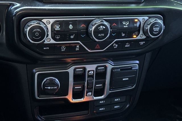 Used 2022 Gray Jeep Unlimited Willys image 24
