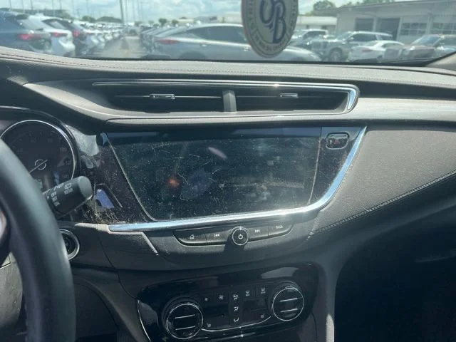 Used 2023  Buick Select image 26