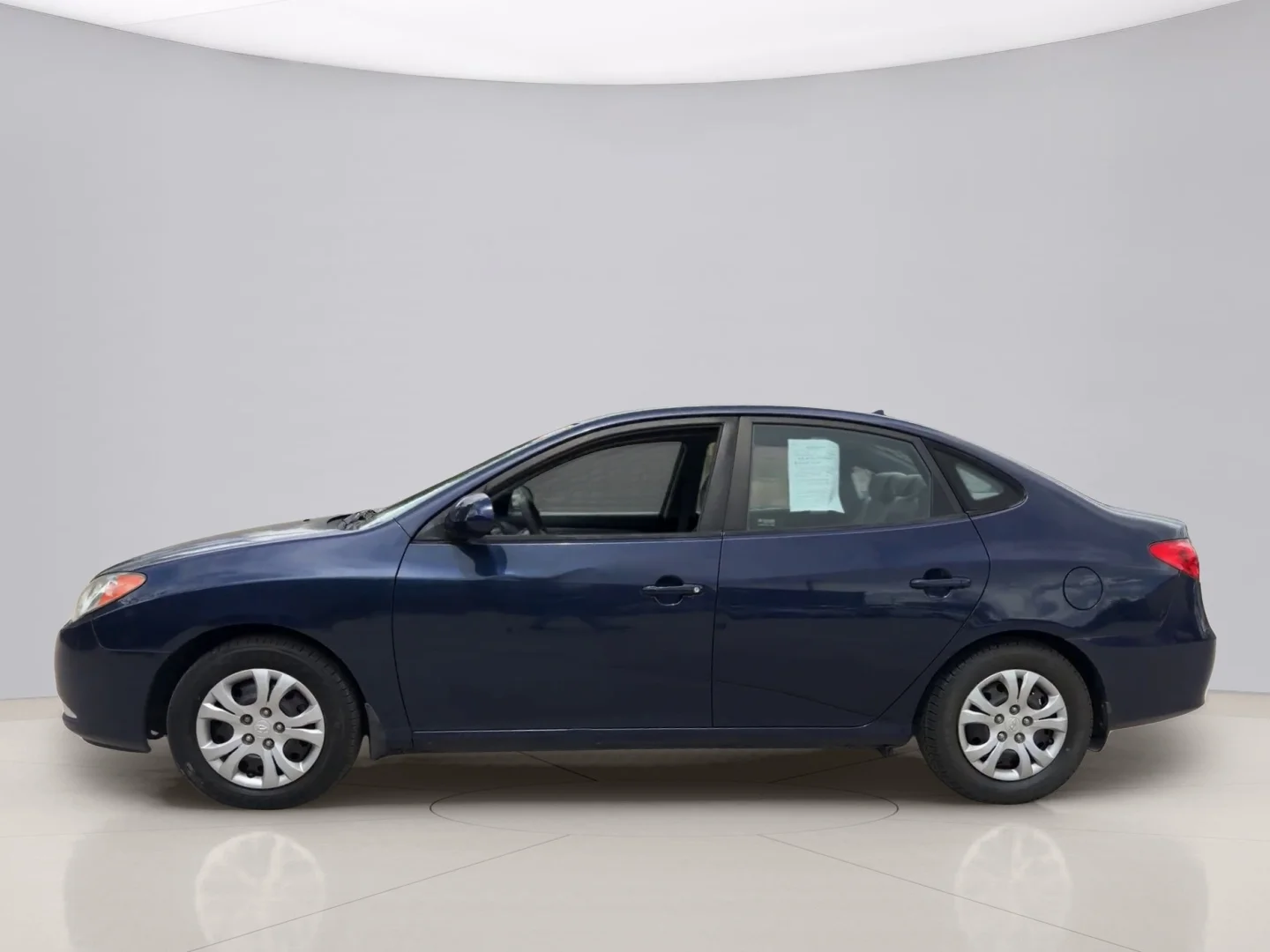Used 2010 Blue Hyundai GLS image 2