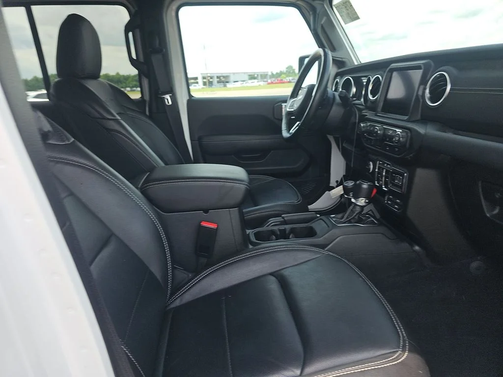 Used 2023 White Jeep Sahara 4xe image 5