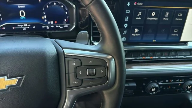 Used 2025 Black Chevrolet LT image 23