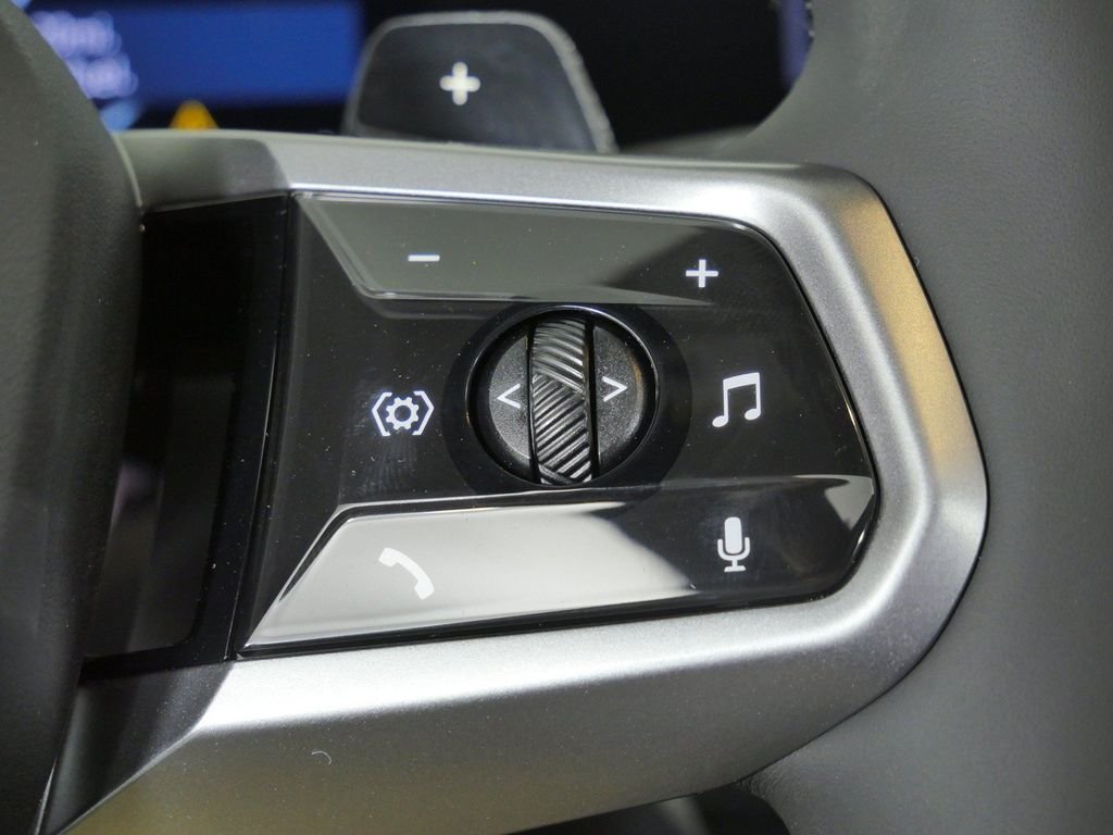 New 2027 Black Sapphire Metallic BMW 530i xDrive image 40