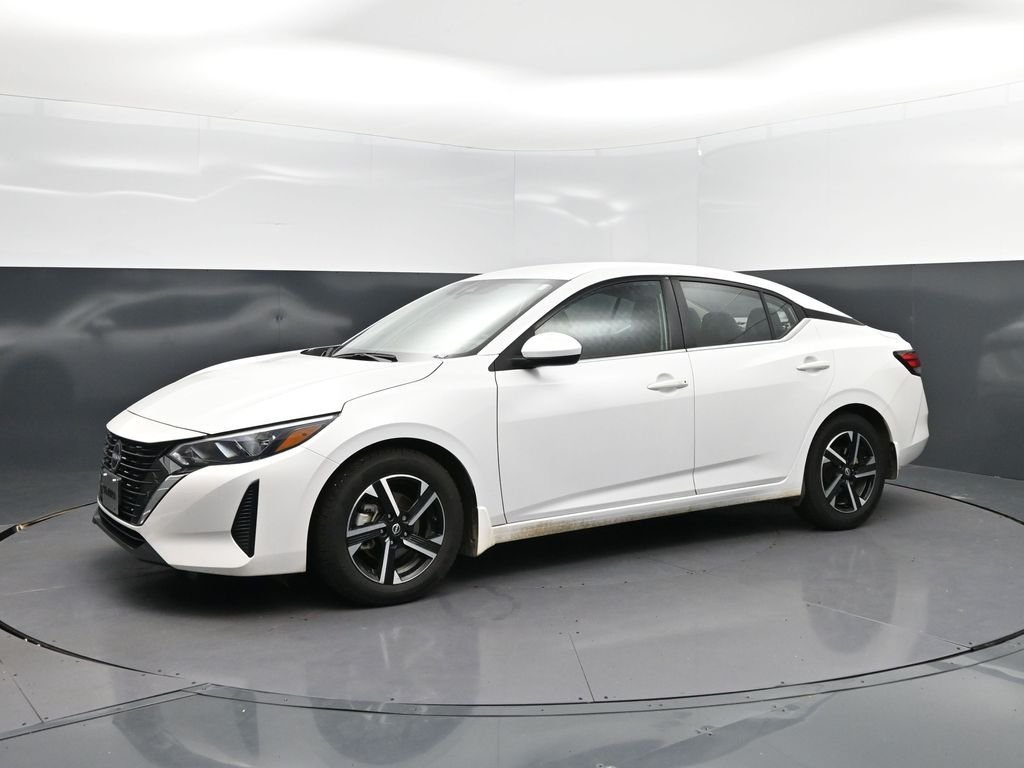 Used 2024 White Nissan SV image 3