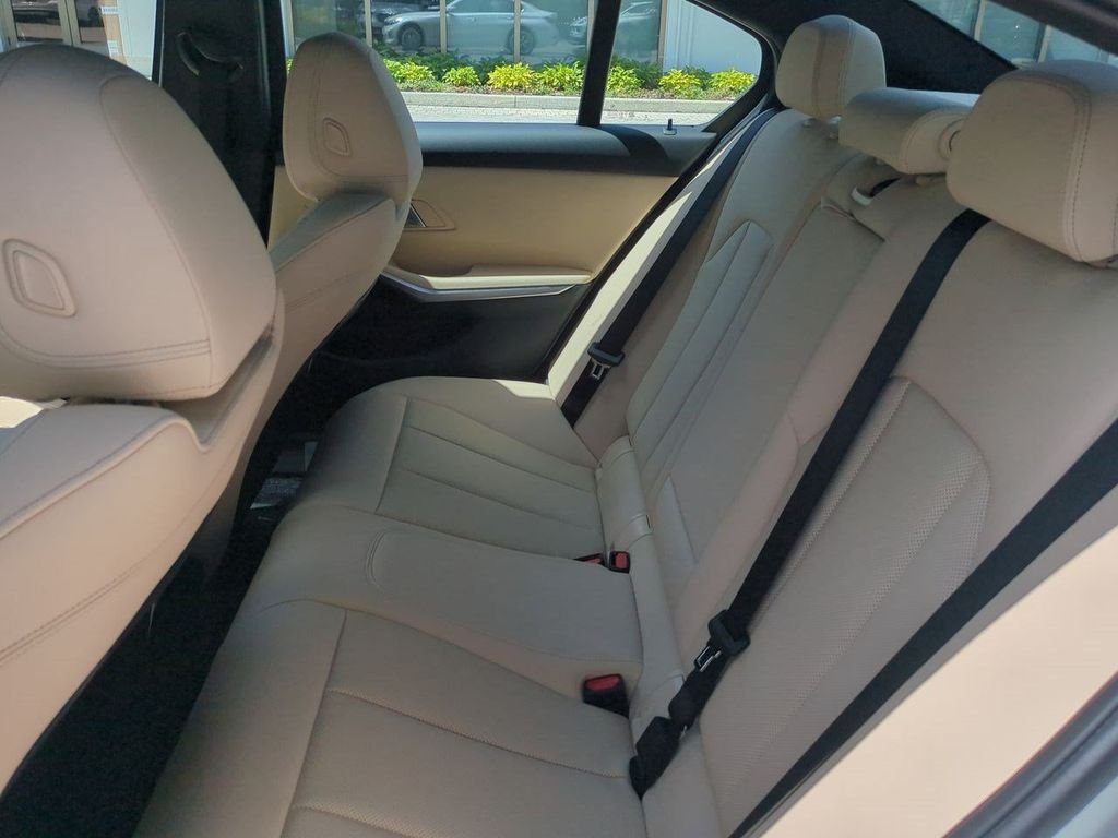 New 2026 Mineral White Metallic BMW 330i xDrive image 14