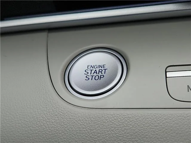 Used 2025 Gray Hyundai Limited (IVT) image 17