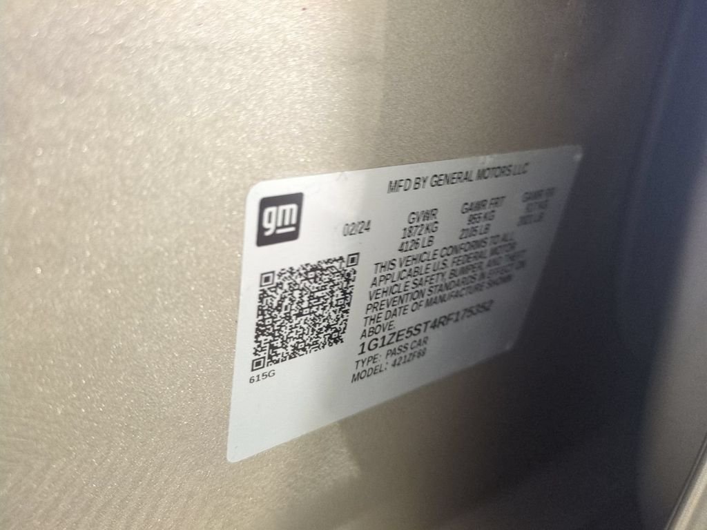 Used 2024 Gray Chevrolet LT image 38
