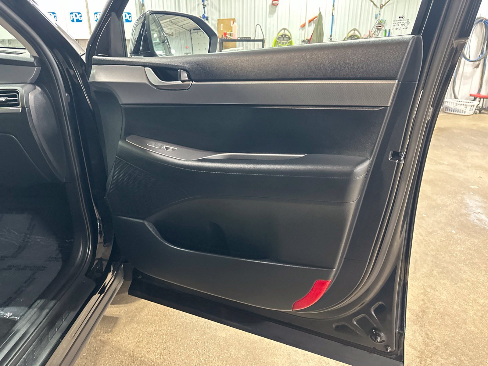 Used 2020 Black Hyundai SEL image 41