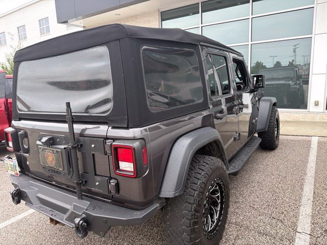 Used 2020 Gray Jeep Sport S 4x4 image 9