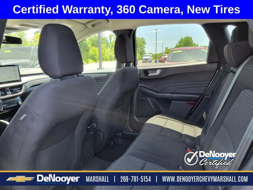Used 2023 White Ford Active image 21