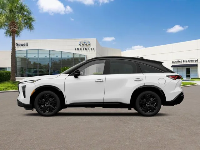 New 2027 2T RAD WHT INFINITI Sport AWD image 3