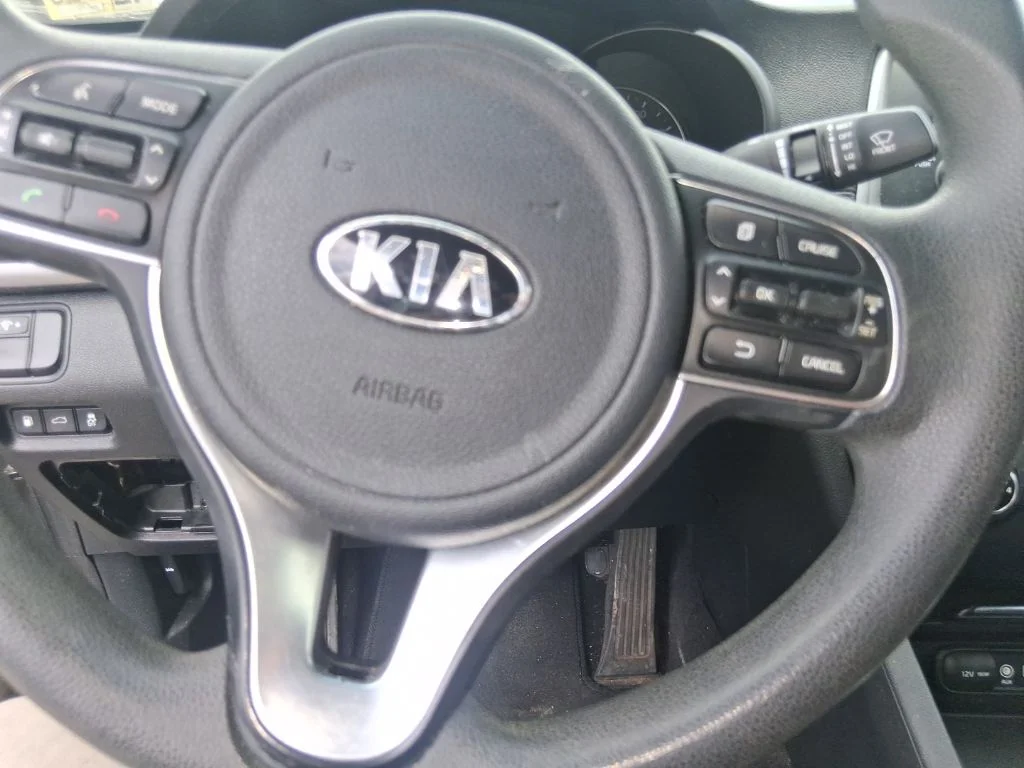 Used 2017 Silver Kia LX image 15