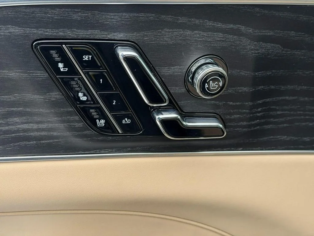Used 2025 Stellar Black Metallic Cadillac Luxury 3 image 18