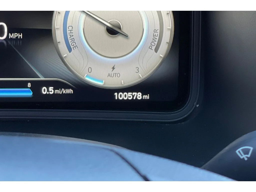 Used 2023 Galactic Gray Hyundai Limited image 42