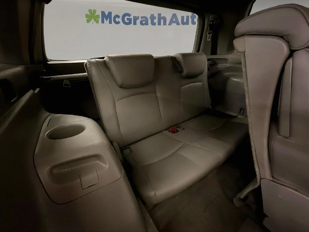 Used 2006 Silver Toyota Limited image 33