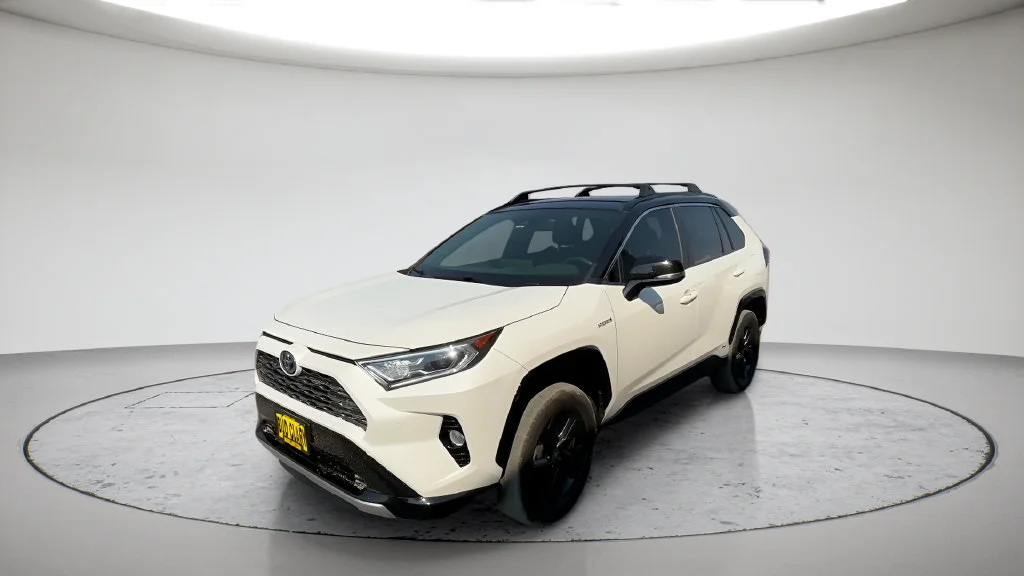 2020 Toyota RAV4 XSE