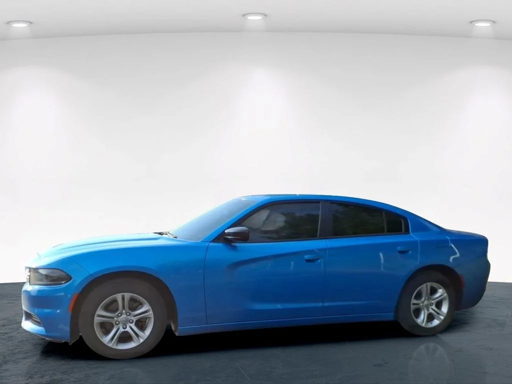 Used 2023 Blue Dodge SXT image 6