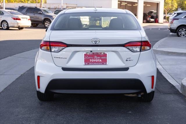 Certified Used 2026 WIND CHILL PEARL Toyota  image 6