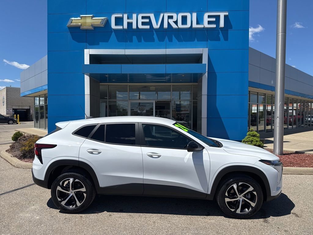 2024 Chevrolet Trax 1RS's photo