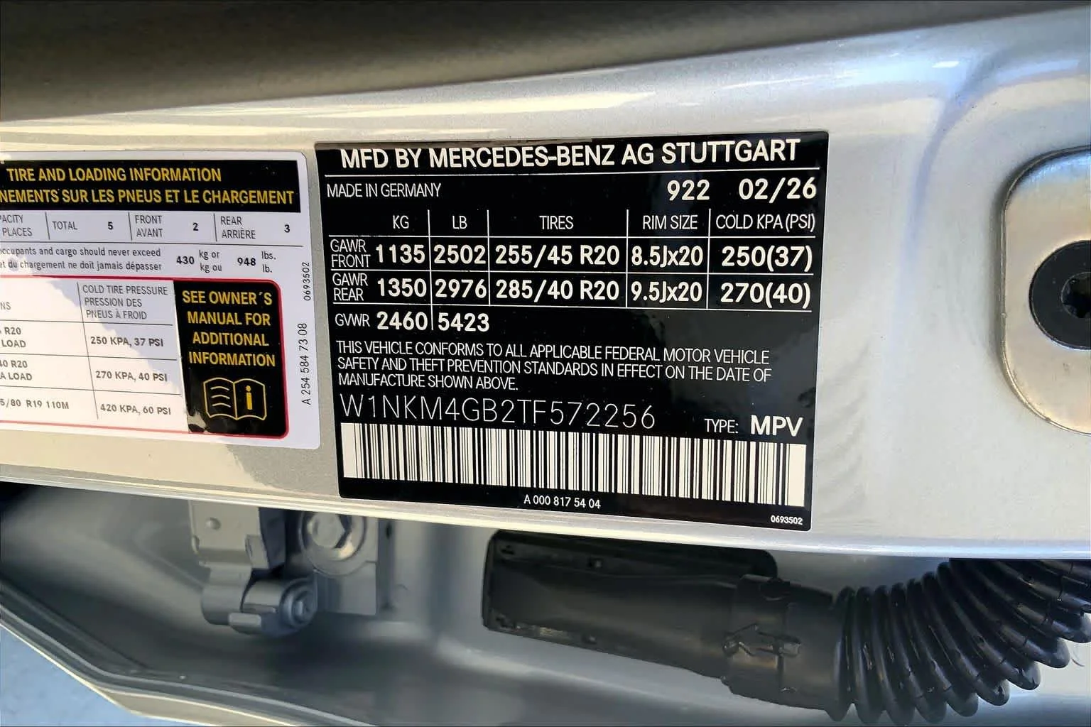 New 2026 Cirrus Silver Metallic Mercedes-Benz GLC 300 image 18