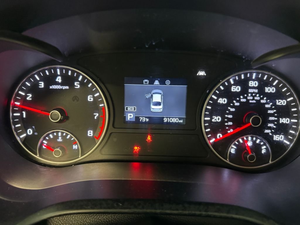 Used 2020 Purple Kia LX image 21