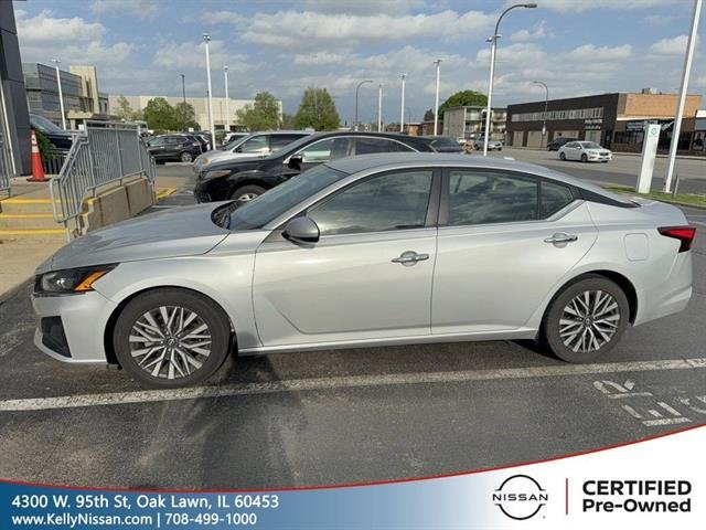 2023 Nissan Altima SV