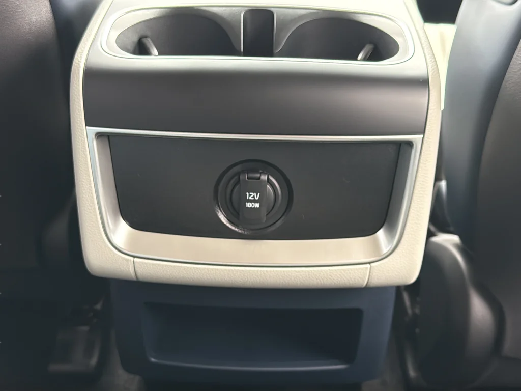 New 2026 Snow White Pearl Kia EX image 12