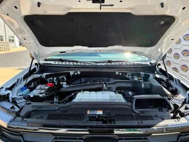 Certified Used 2025 Oxford White Ford Active image 17