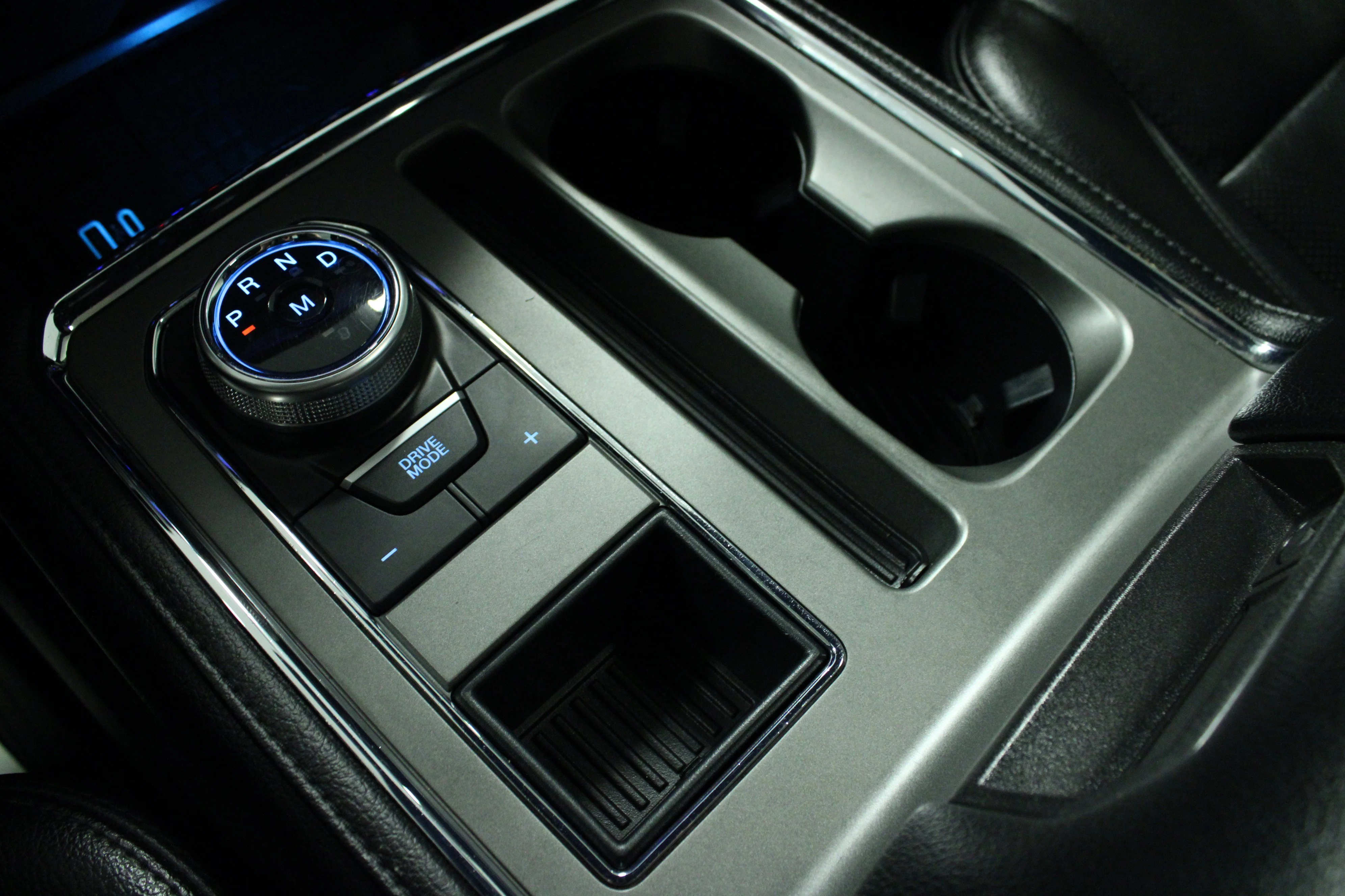Used 2020 Black Ford XLT image 24