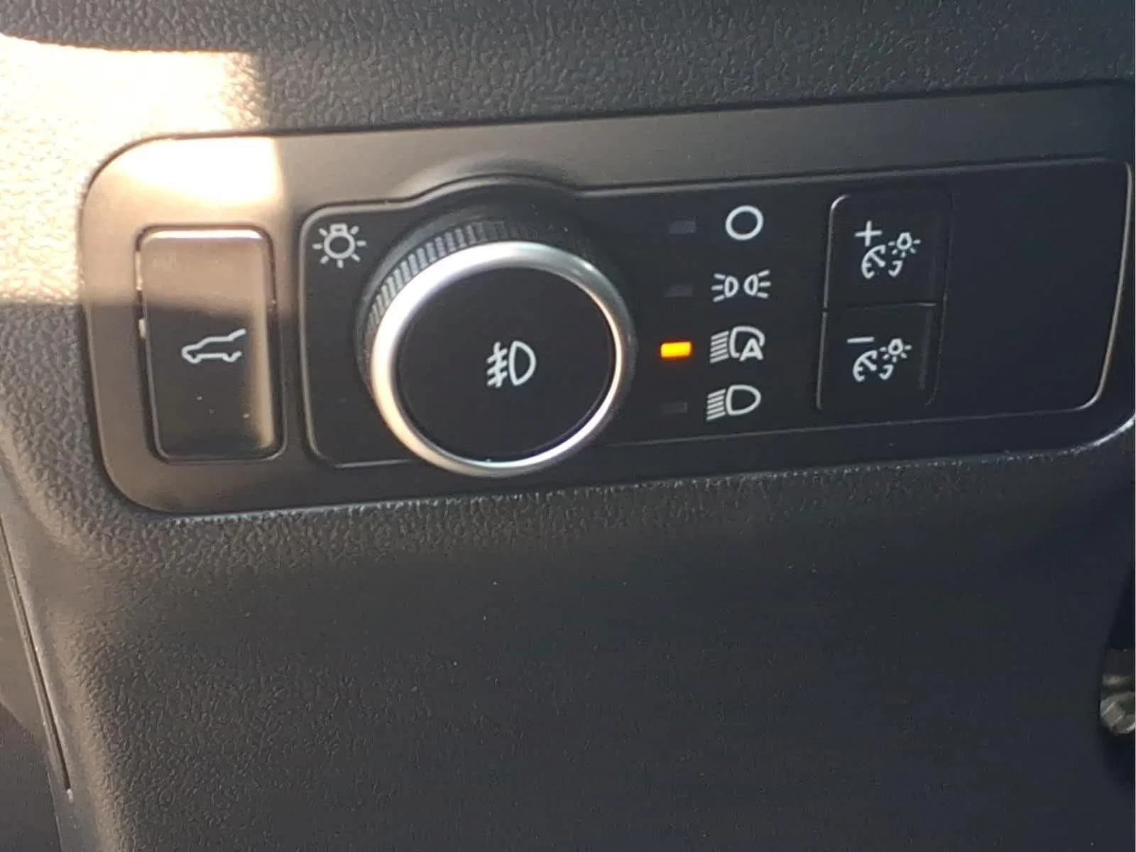 Used 2025 Agate Black Ford ST-Line Select image 19